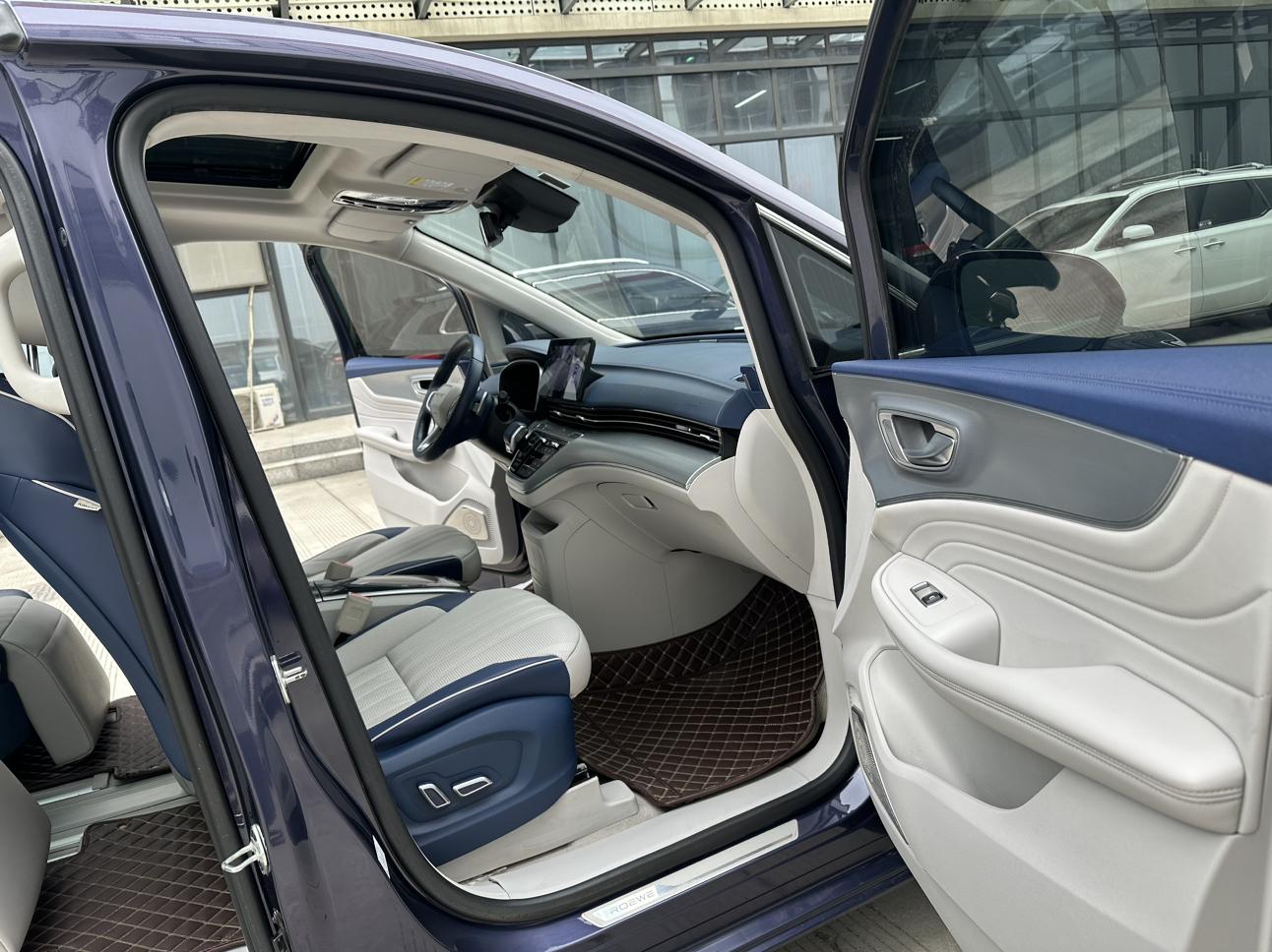 Roewe iMAX8 2022 400TGI Supreme