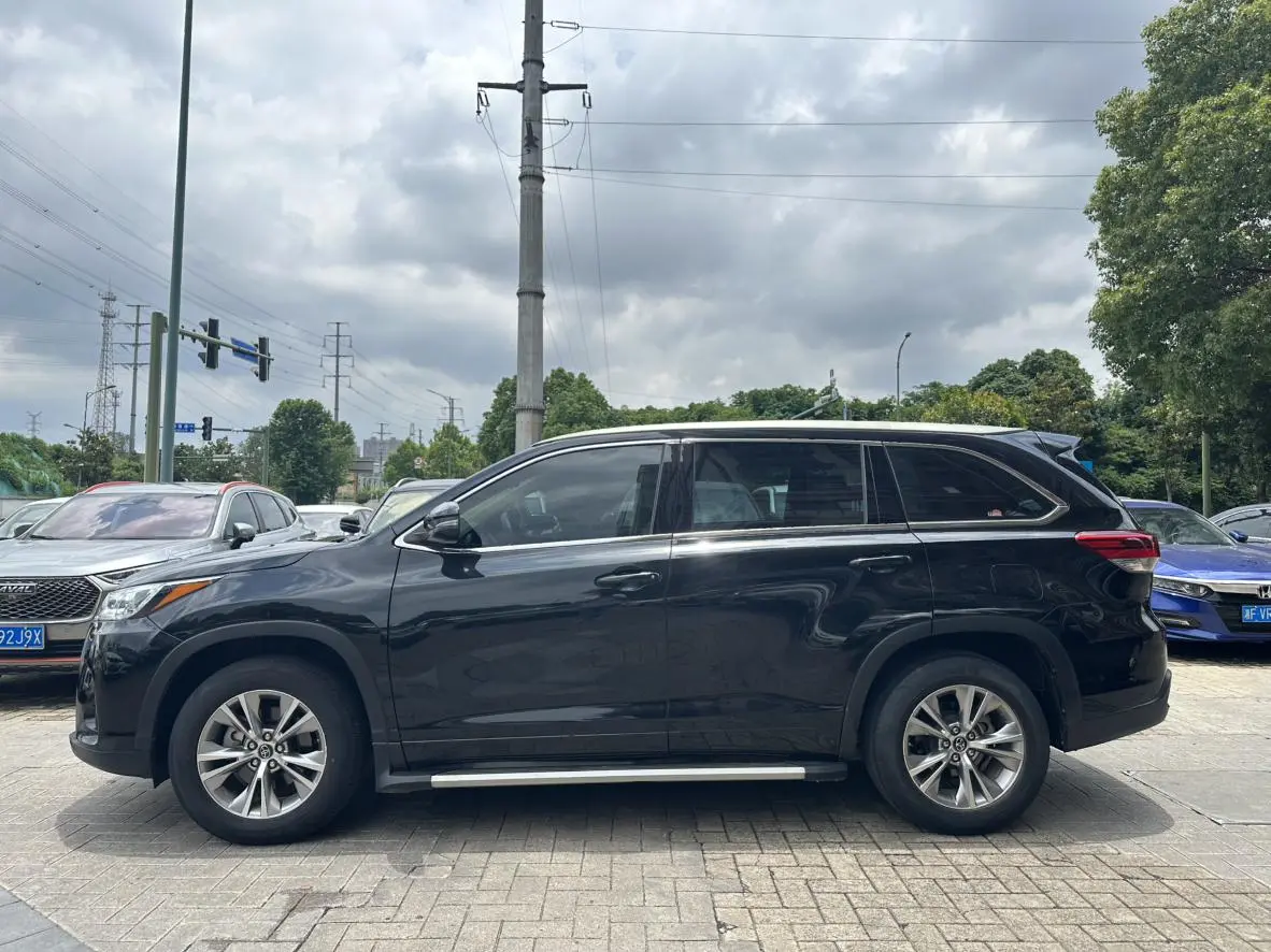 Toyota Highlander 2021 2.0T 2WD Elite 5 seat