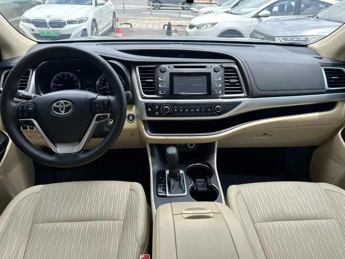 Toyota Highlander 2021 2.0T 2WD Elite 5 seat