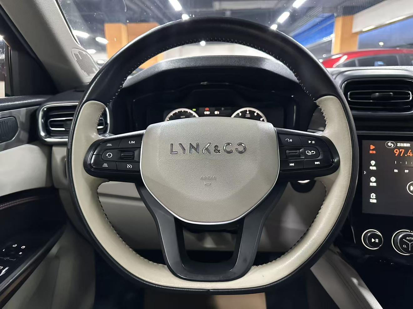 Lynk & Co 02 2019 Facelift 1.5T DCT 2WD Shine China VI
