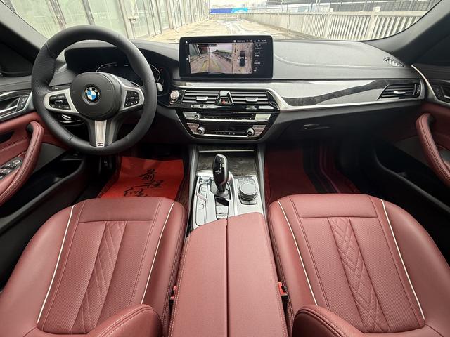 BMW 5 Series 2021 525Li M Sport Package