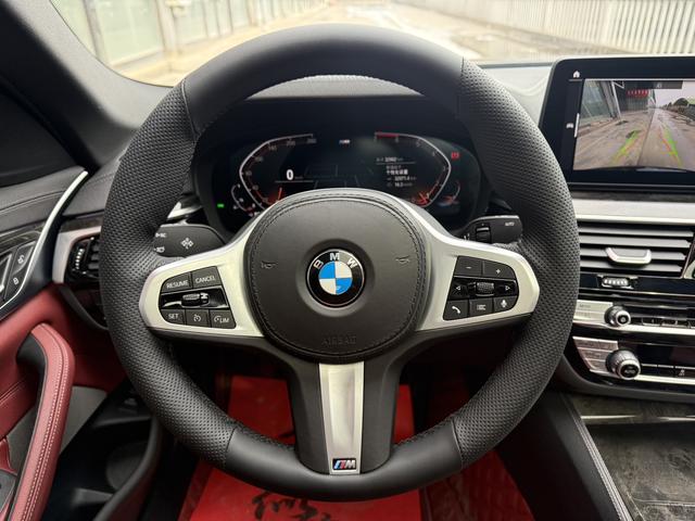 BMW 5 Series 2021 525Li M Sport Package