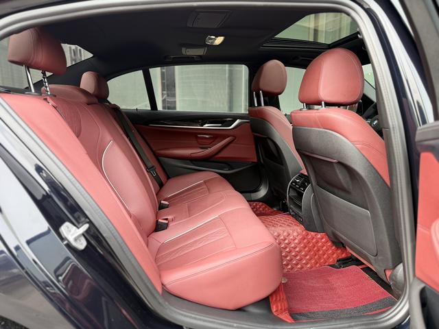 BMW 5 Series 2021 525Li M Sport Package