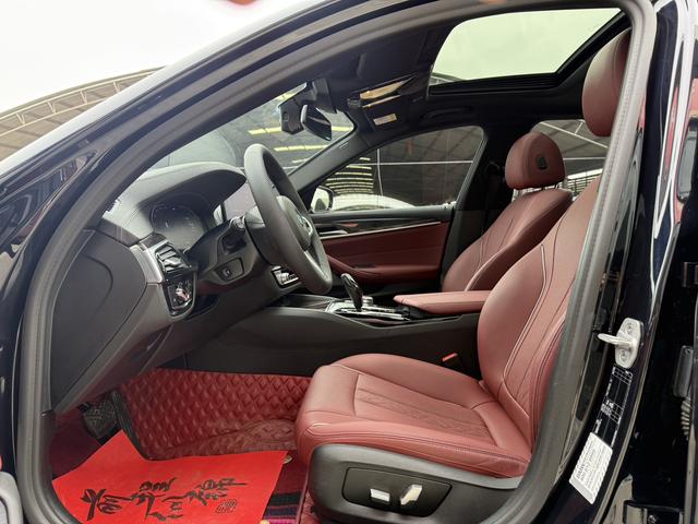 BMW 5 Series 2021 525Li M Sport Package