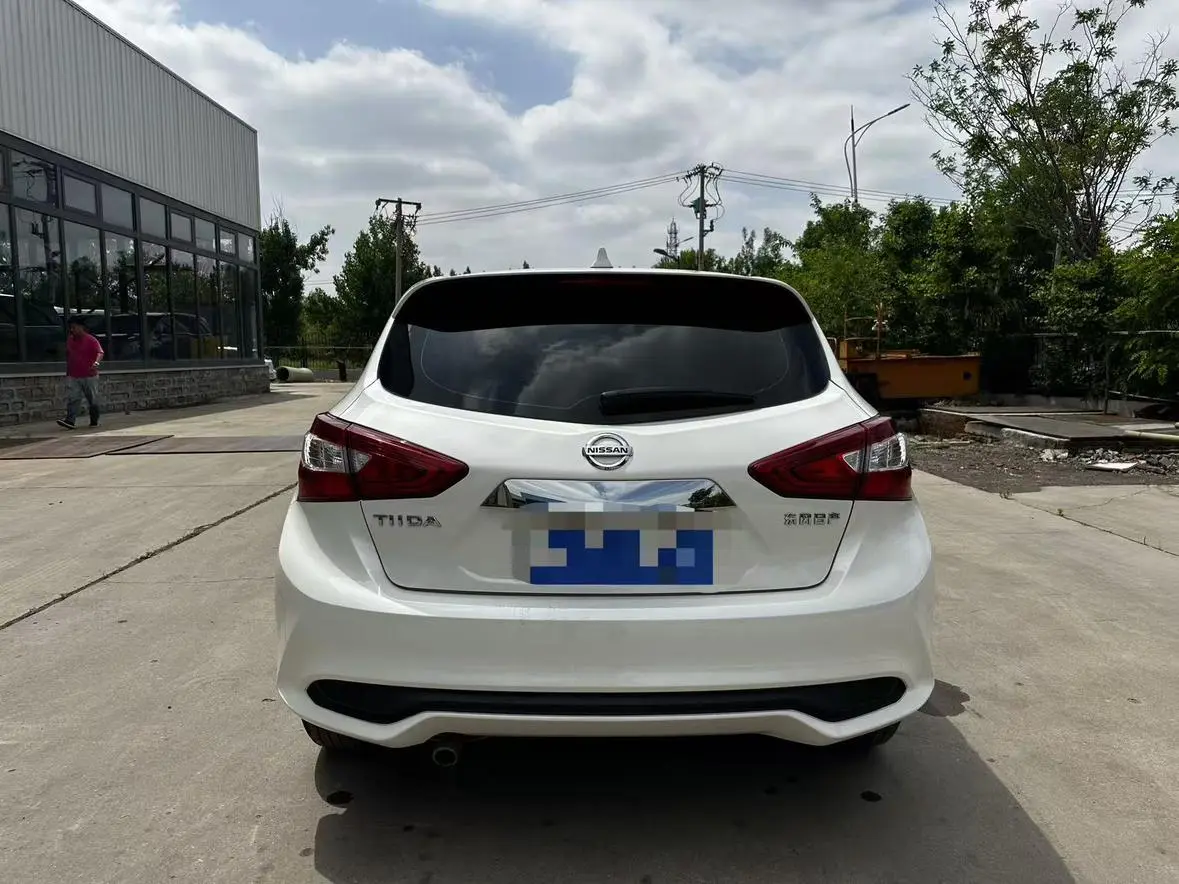 Nissan Tiida TIIDA 2023 1.6L CVT Smart Drive