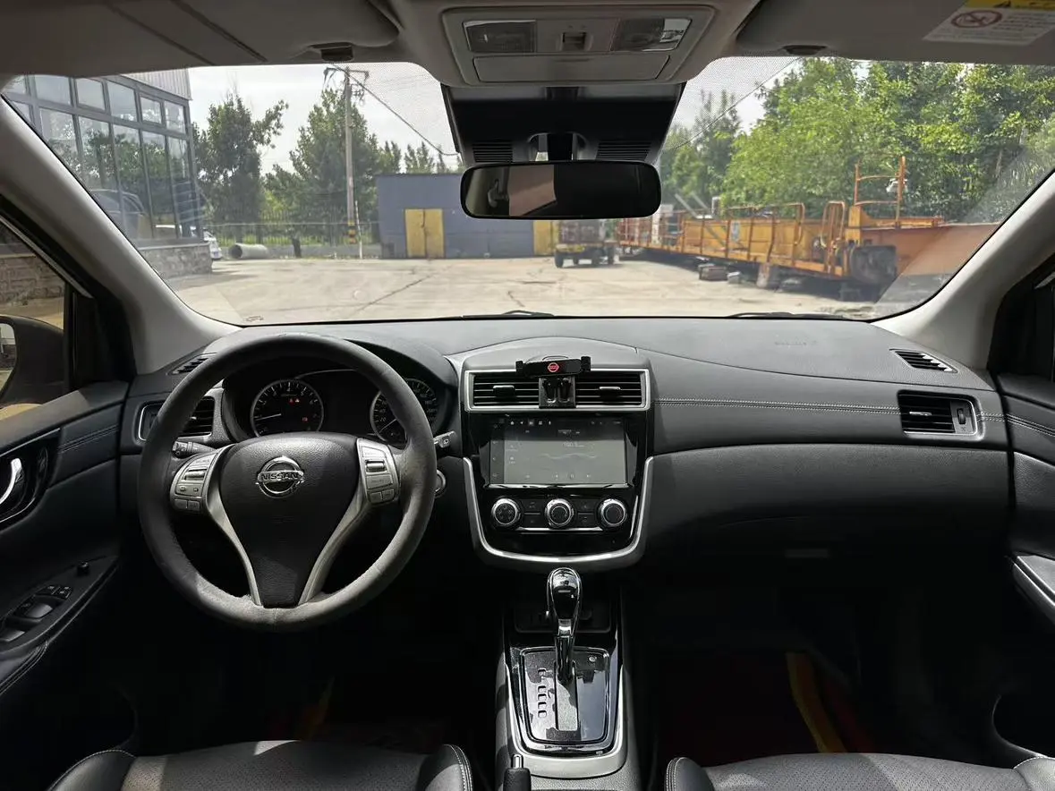 Nissan Tiida TIIDA 2023 1.6L CVT Smart Drive