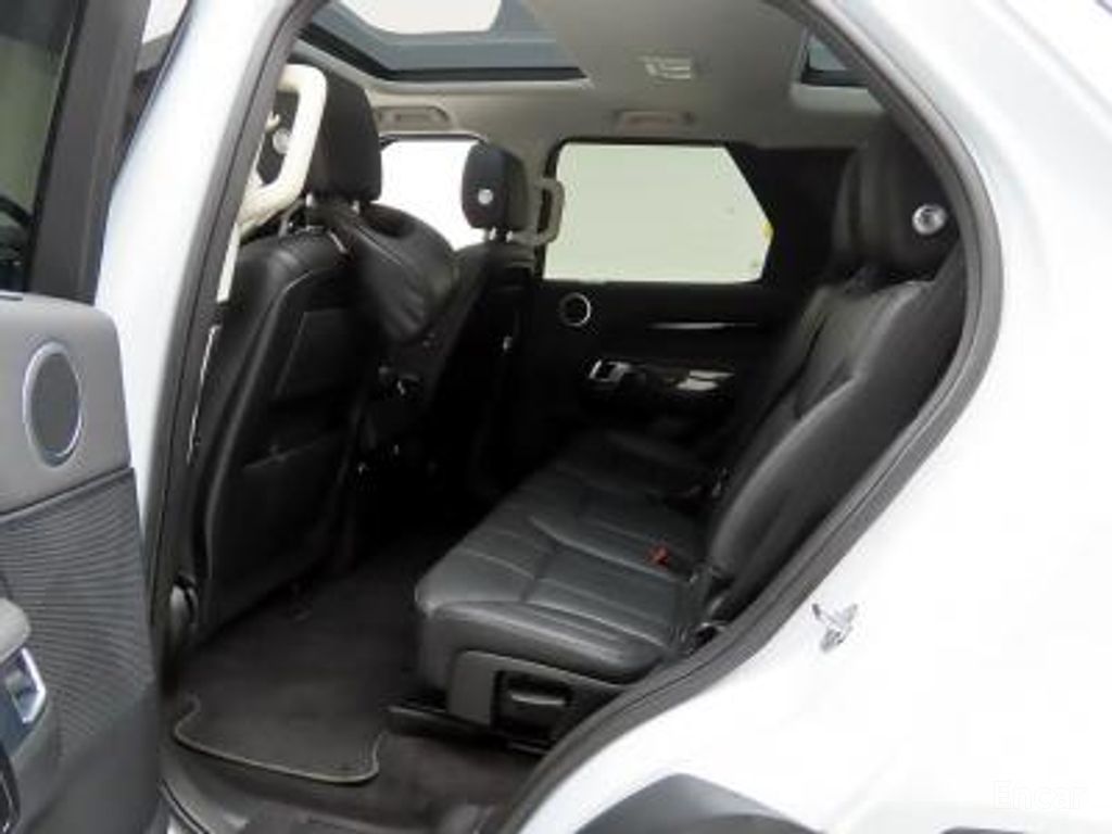 Land Rover Discovery 5 2.0 SD4 SE 2019