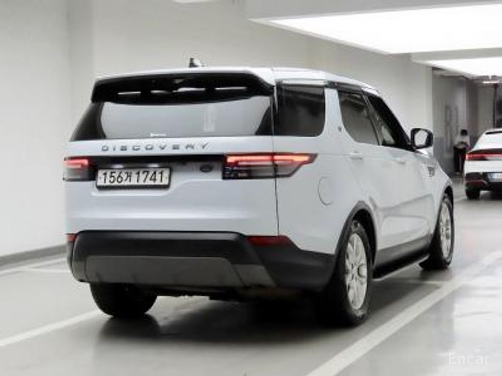 Land Rover Discovery 5 2.0 SD4 SE 2019
