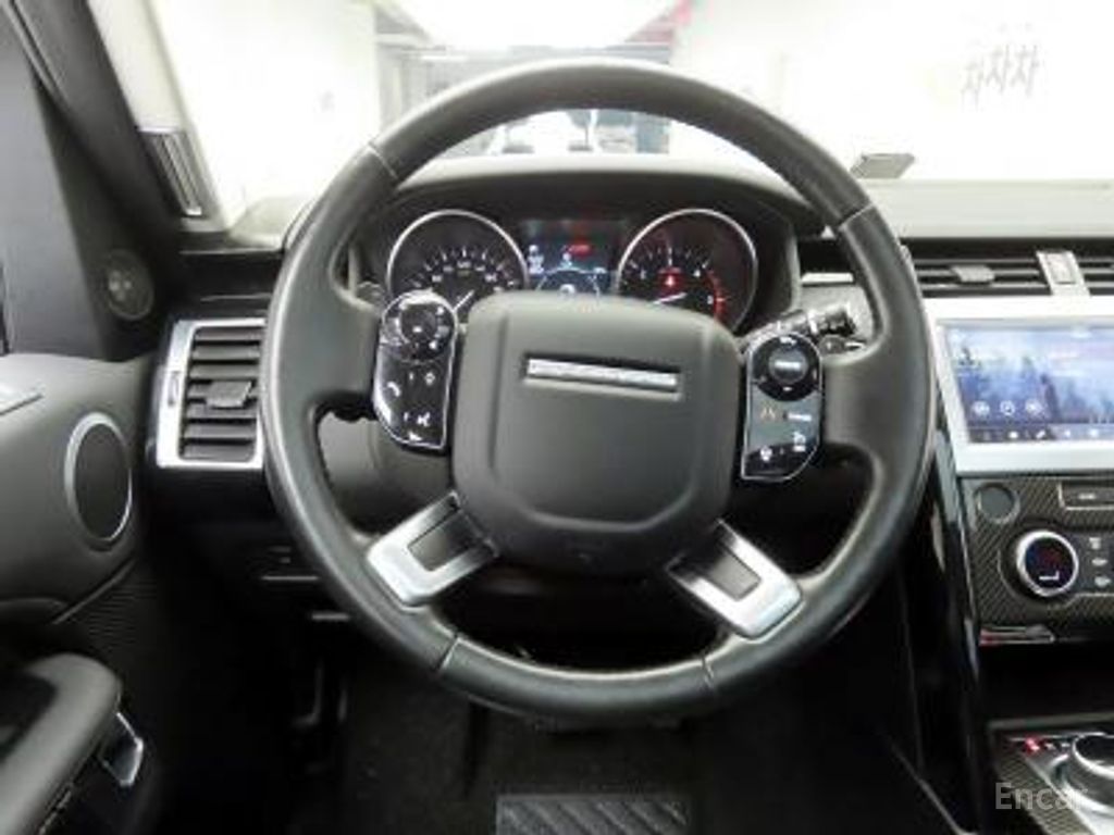 Land Rover Discovery 5 2.0 SD4 SE 2019
