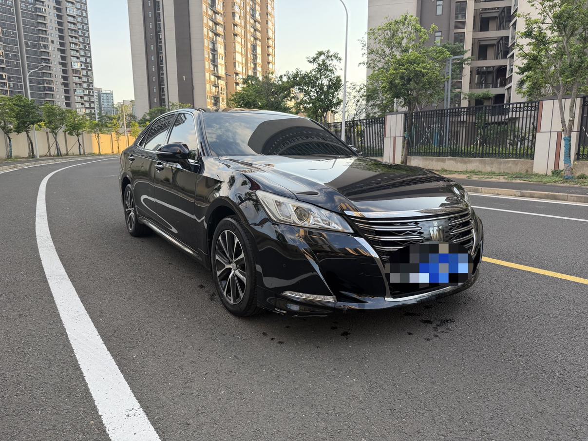 Toyota Crown 2018 2.0T Fashion