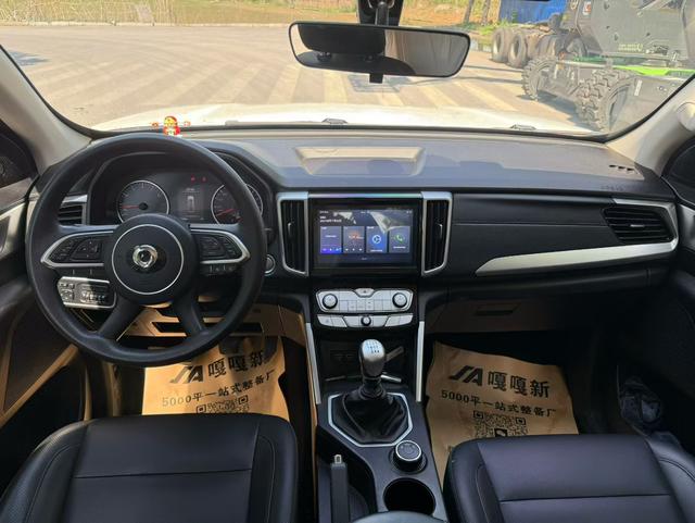 Great Wall Poer 2021 Commercial 2.0T Petrol Manual 4WD Navigator Standard Box GW4C20B