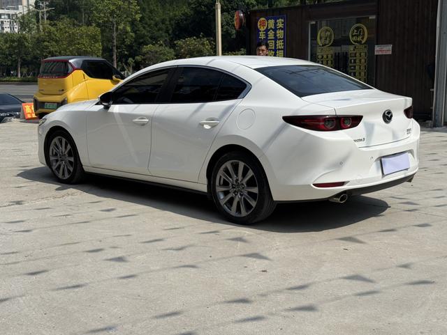 Mazda 3 Mazda3 2022 2.0L Auto Quality Shine