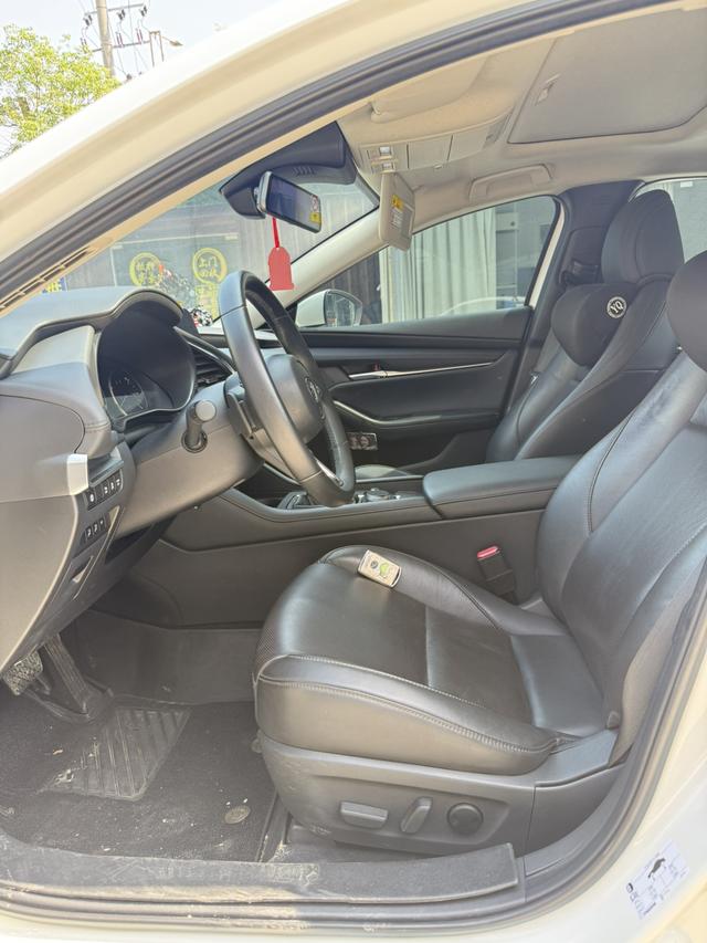 Mazda 3 Mazda3 2022 2.0L Auto Quality Shine