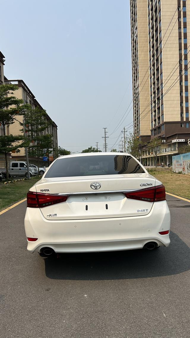 Toyota Crown 2018 2.0T Sport