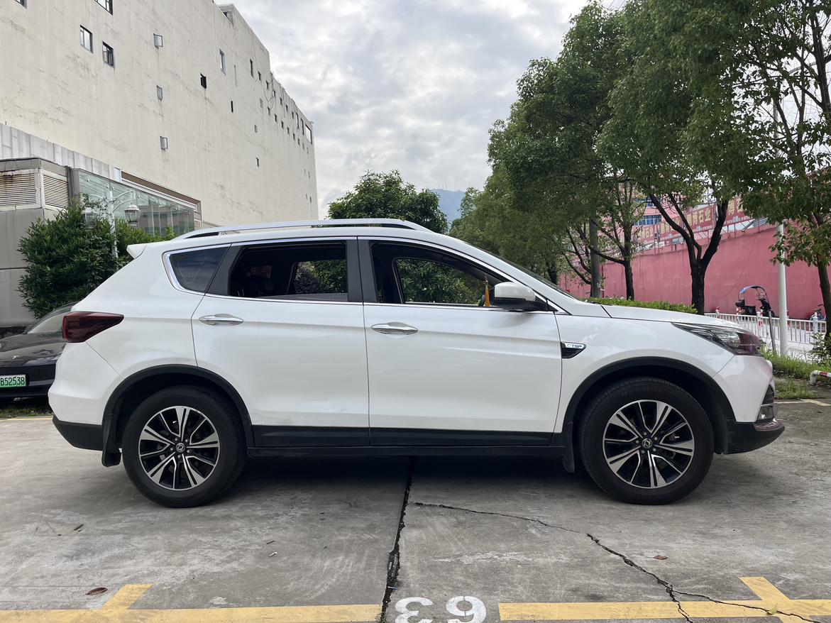 Dongfeng Aeolus AX7 2018 Classic 1.6T Auto Elite