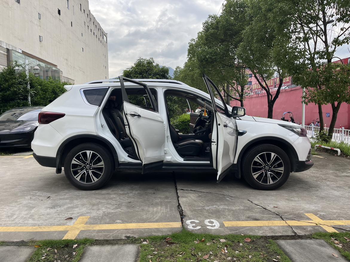 Dongfeng Aeolus AX7 2018 Classic 1.6T Auto Elite