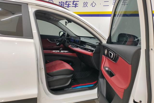 Chery Tiggo 7 PLUS 2023 Champion 1.6TGDI DCT Extraordinary