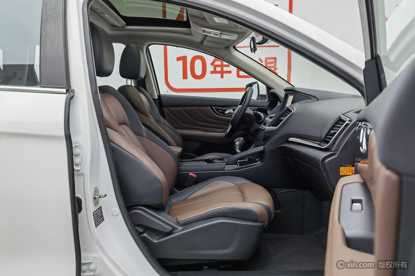 Dongfeng Aeolus AX7 2018 Classic 1.6T Auto Luxury