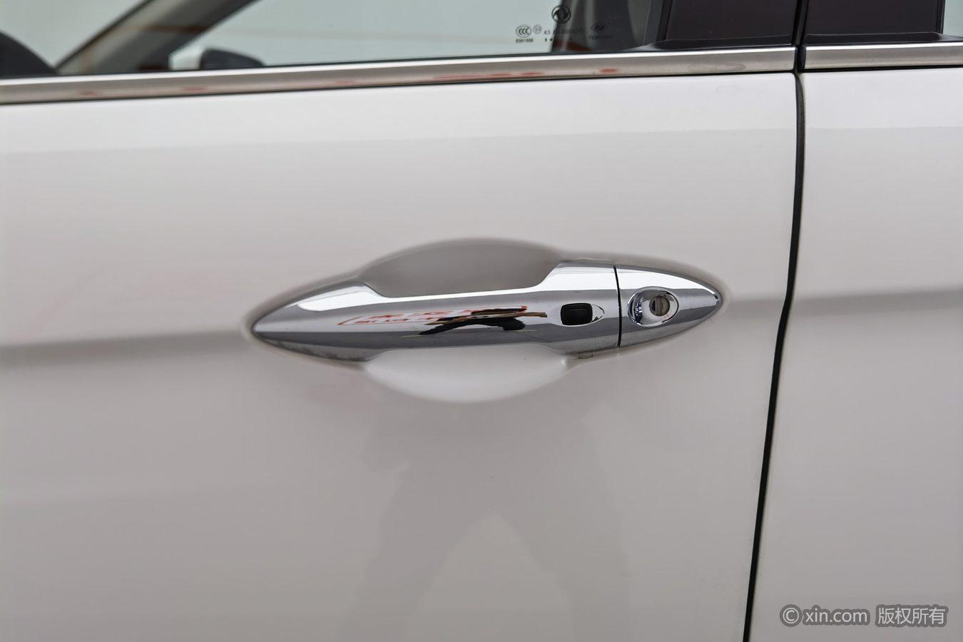 Dongfeng Aeolus AX7 2018 Classic 1.6T Auto Luxury