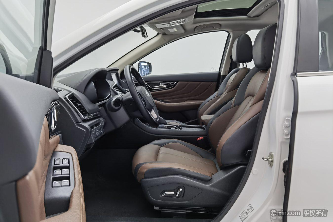 Dongfeng Aeolus AX7 2018 Classic 1.6T Auto Luxury