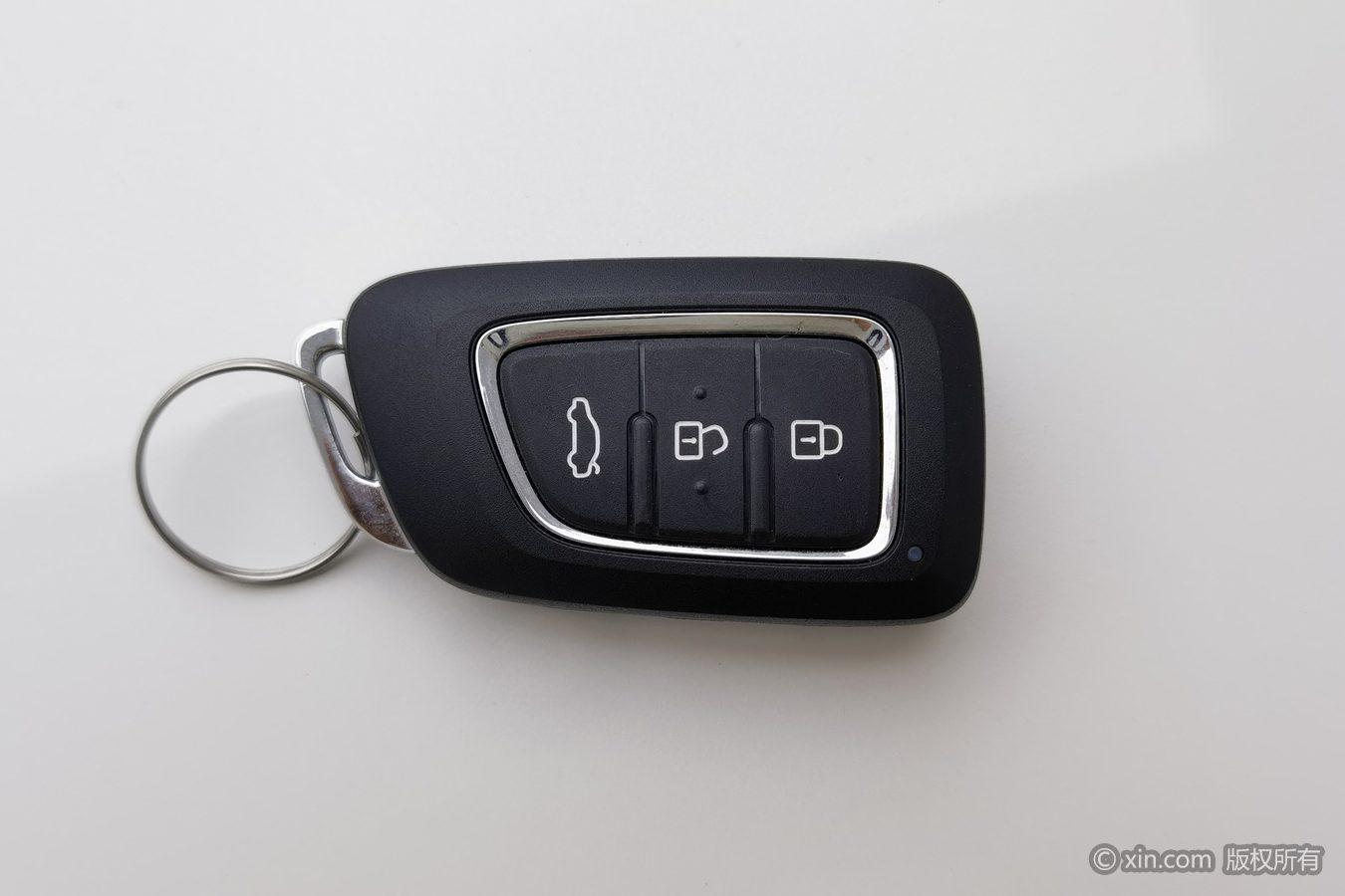 Dongfeng Aeolus AX7 2018 Classic 1.6T Auto Luxury