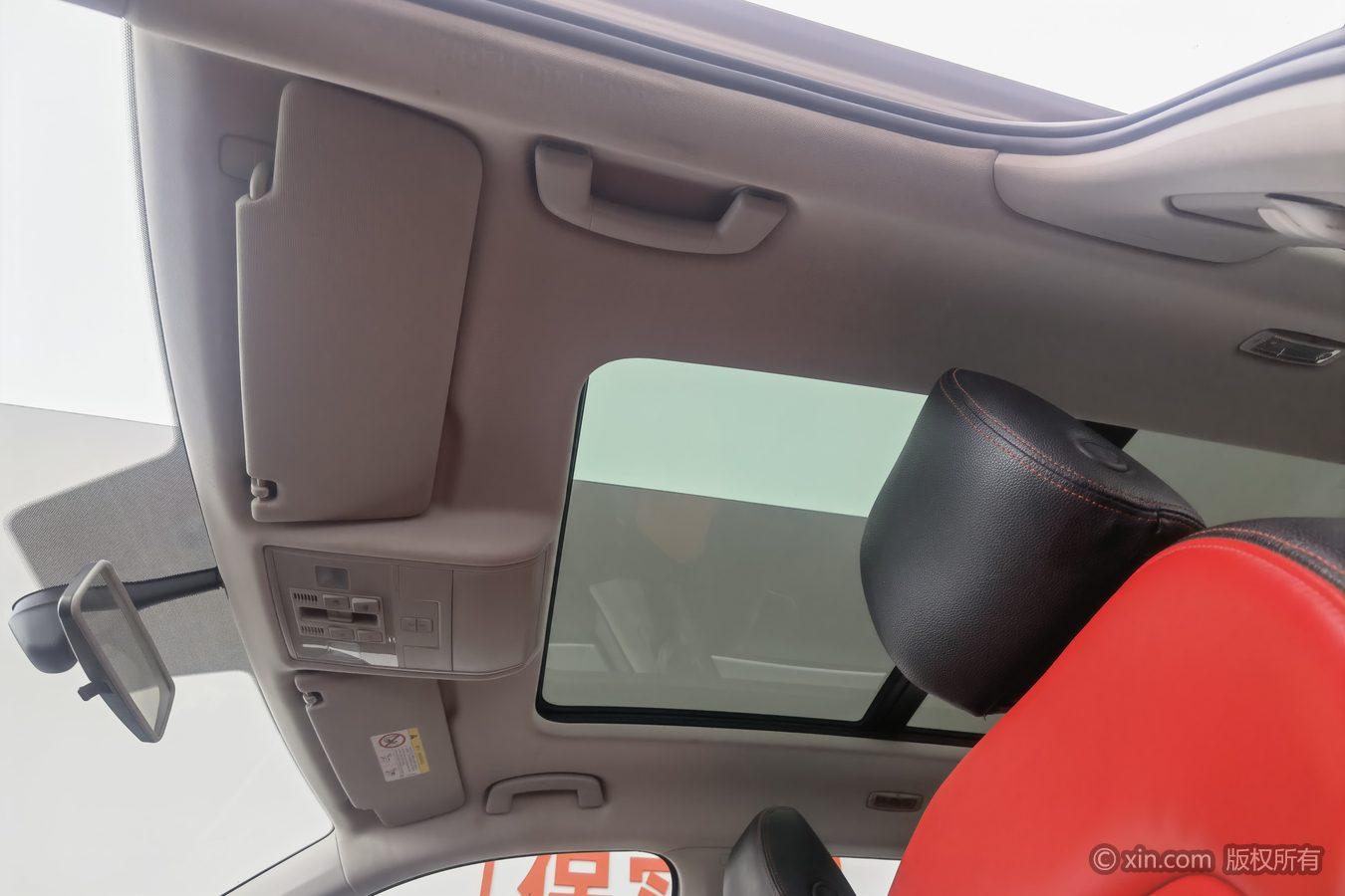 Skoda 2019 TSI330 5 seat 2WD Standard China VI