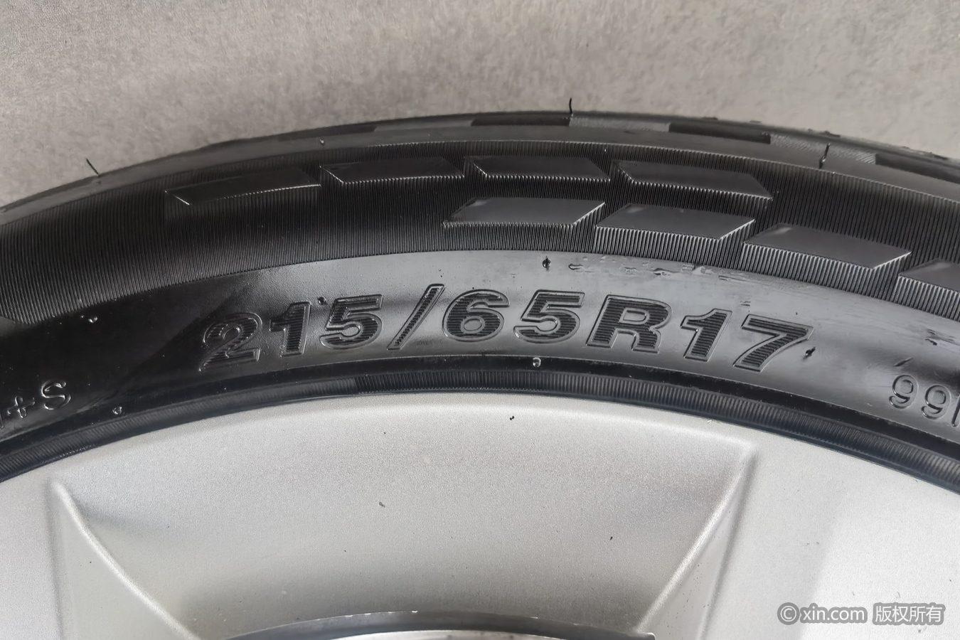 Skoda 2019 TSI330 5 seat 2WD Standard China VI