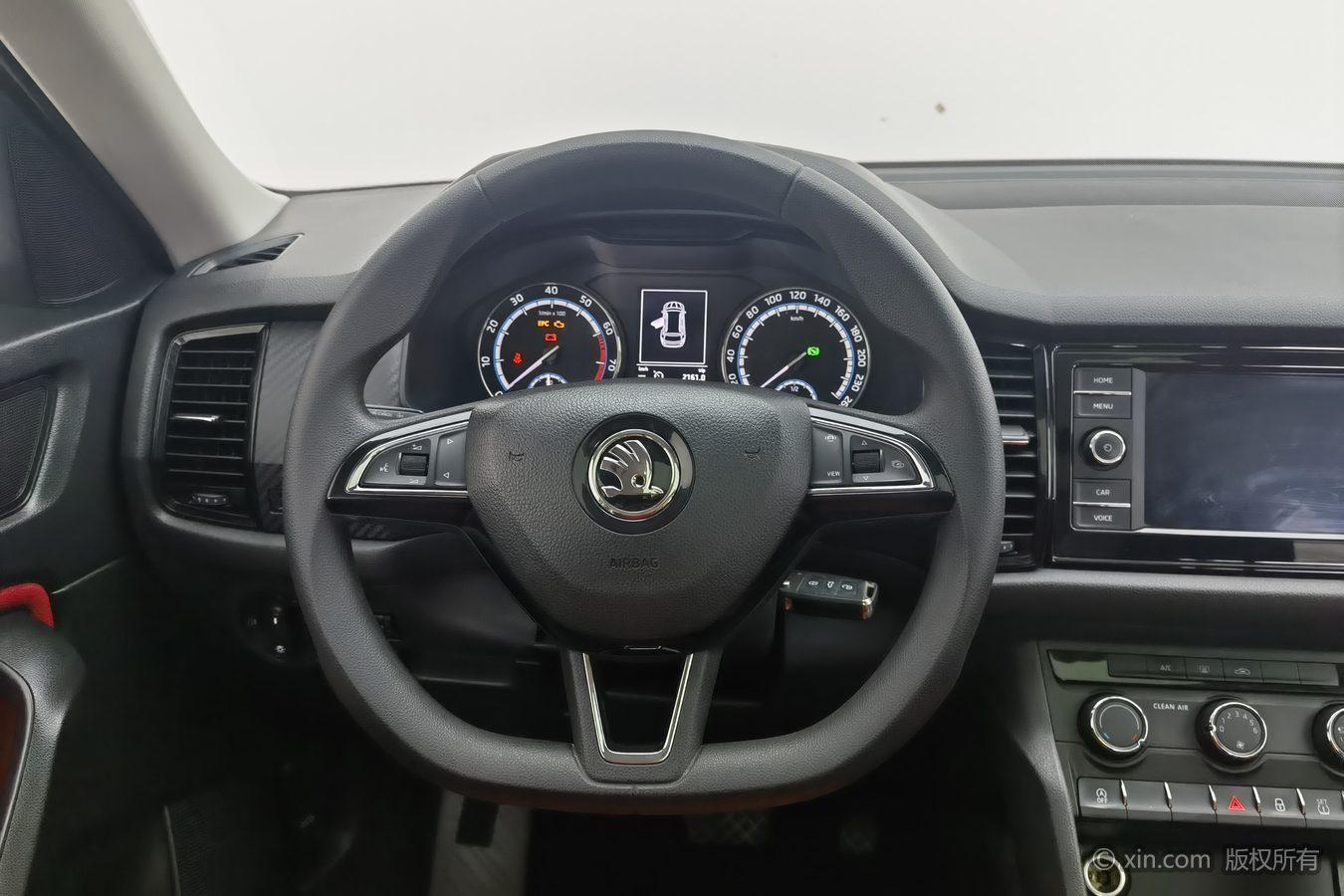 Skoda 2019 TSI330 5 seat 2WD Standard China VI