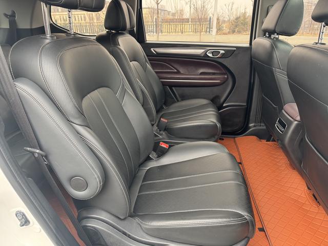 GAC Trumpchi Trumpchi M6 2021 270T Auto Luxury 7 seat