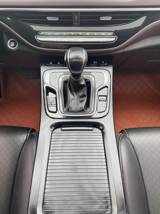 GAC Trumpchi Trumpchi M6 2021 270T Auto Luxury 7 seat