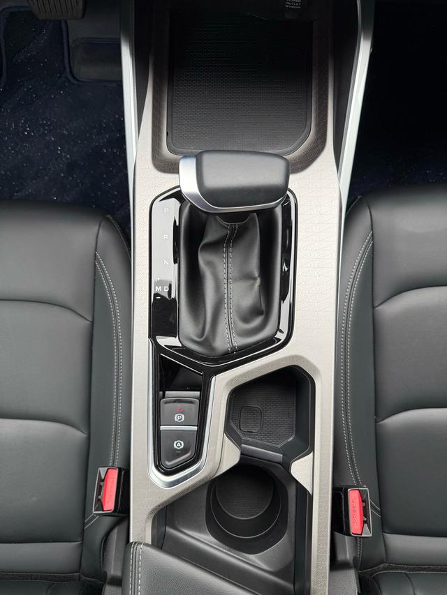 Geely Emgrand 2025 4th Gen 1.5L CVT Dragon Soaring