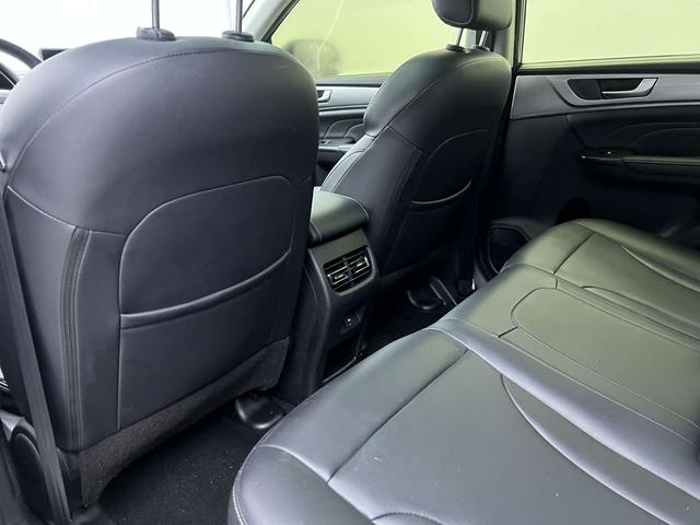 Haval M6 2021 PLUS 1.5T DCT Liu Yan joint name