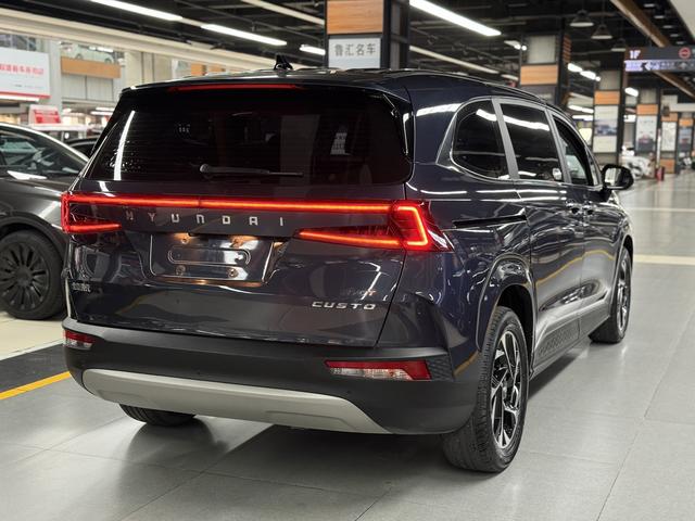 Hyundai Kustu 2021 270TGDi Premium LUX