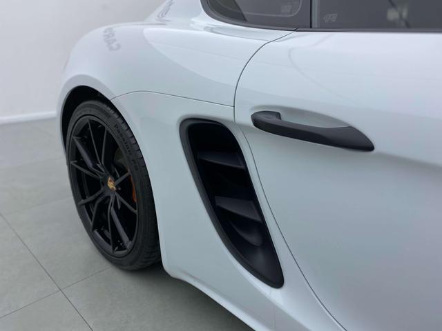Porsche 718 2018 Cayman 2.0T