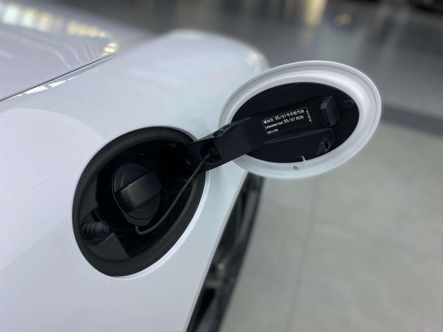 Porsche 718 2018 Cayman 2.0T