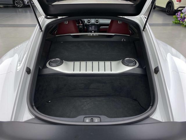 Porsche 718 2018 Cayman 2.0T