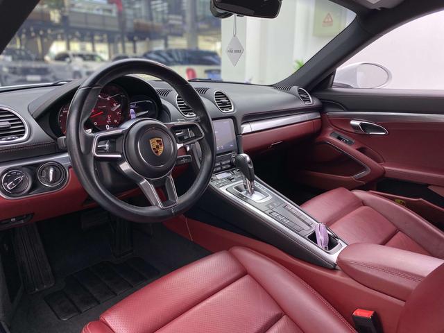 Porsche 718 2018 Cayman 2.0T
