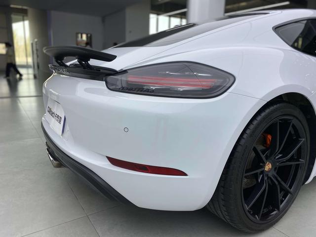 Porsche 718 2018 Cayman 2.0T