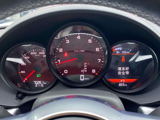 Porsche 718 2018 Cayman 2.0T