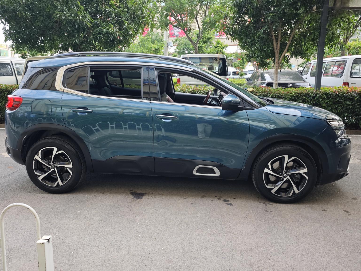 Citroen C5 Aircross C5 AIRCROSS 2019 400THP Premium Plus China VI