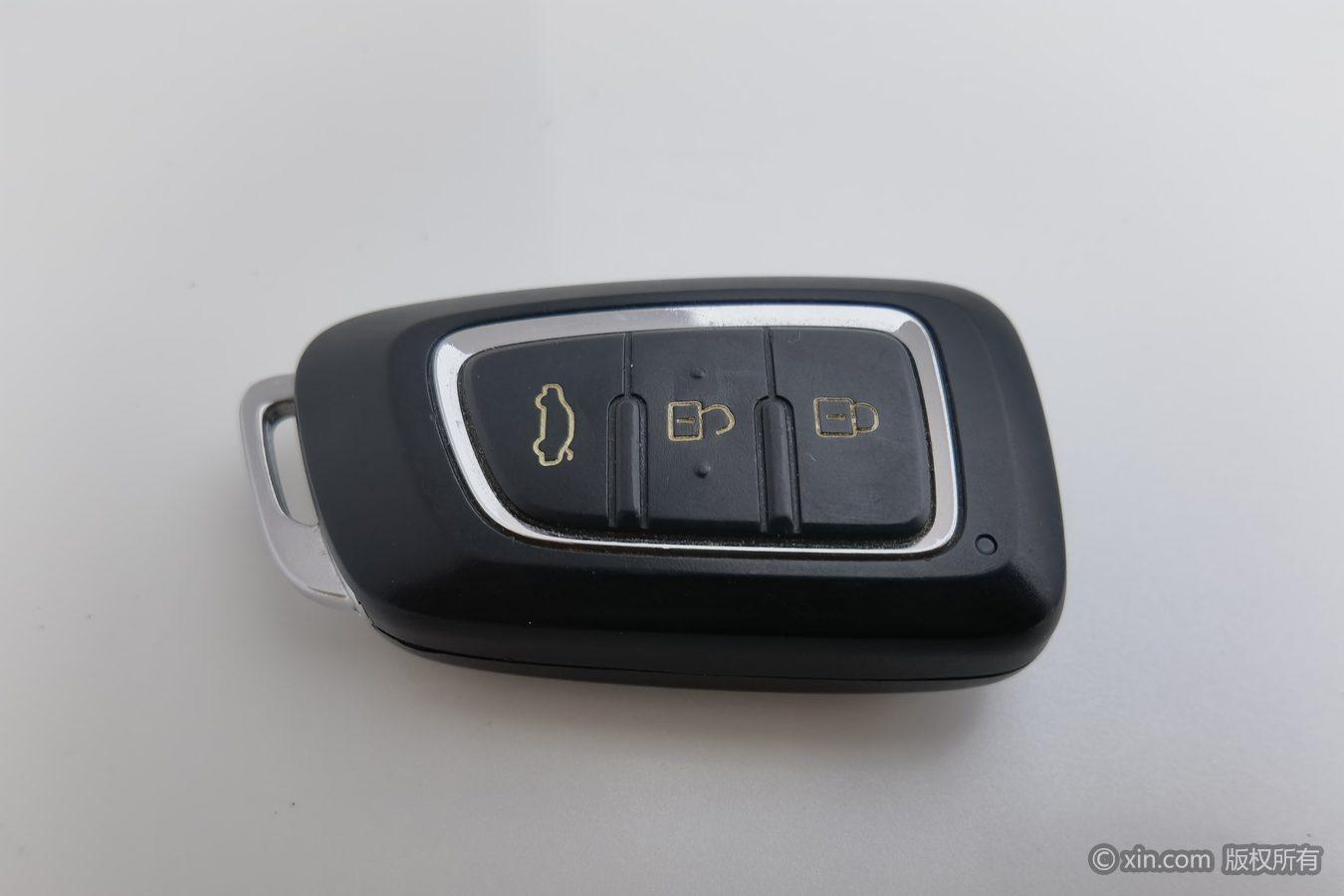 Dongfeng Aeolus AX7 2018 Classic 1.6T Auto Luxury