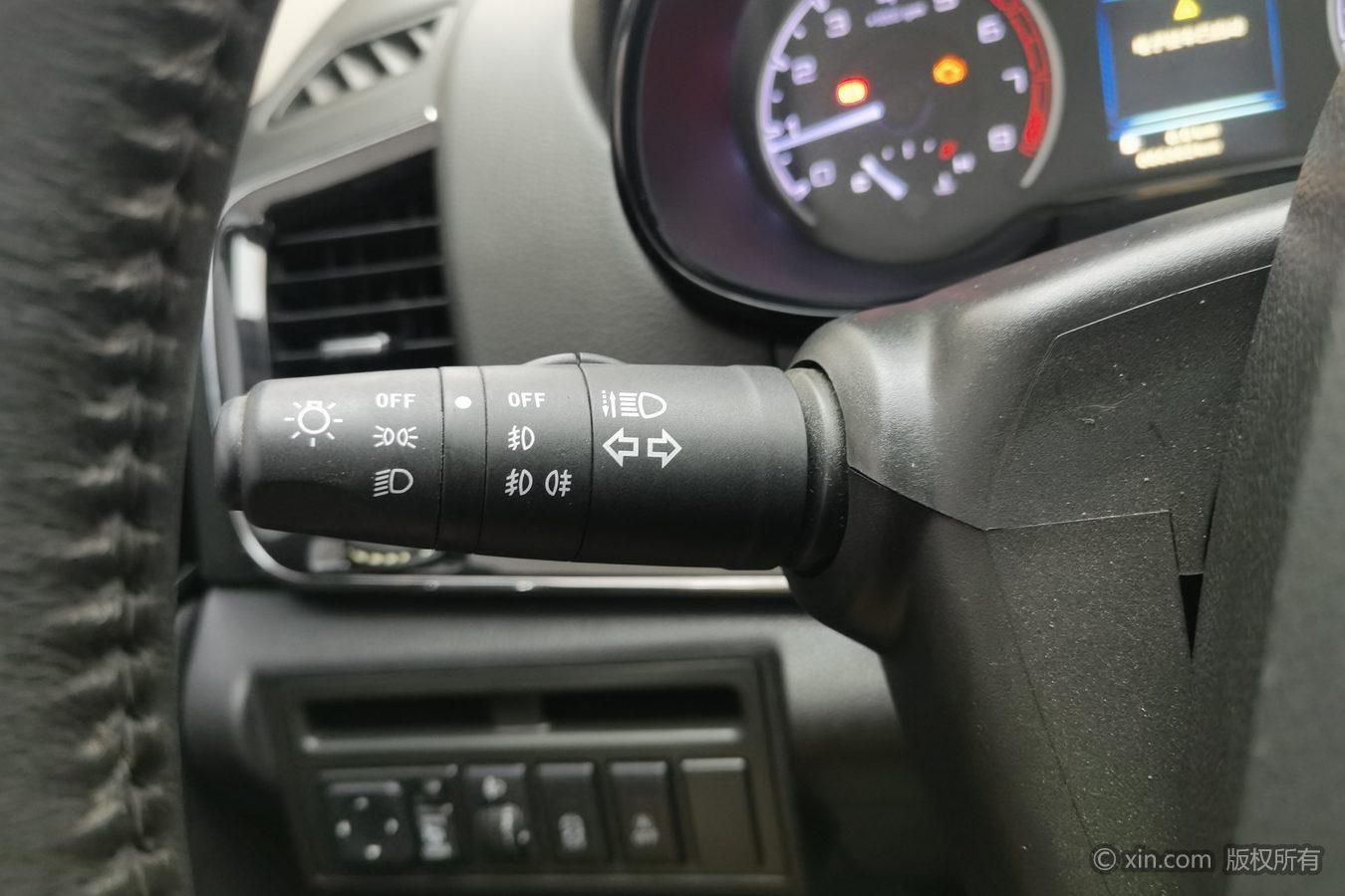 Dongfeng Aeolus AX7 2018 Classic 1.6T Auto Luxury
