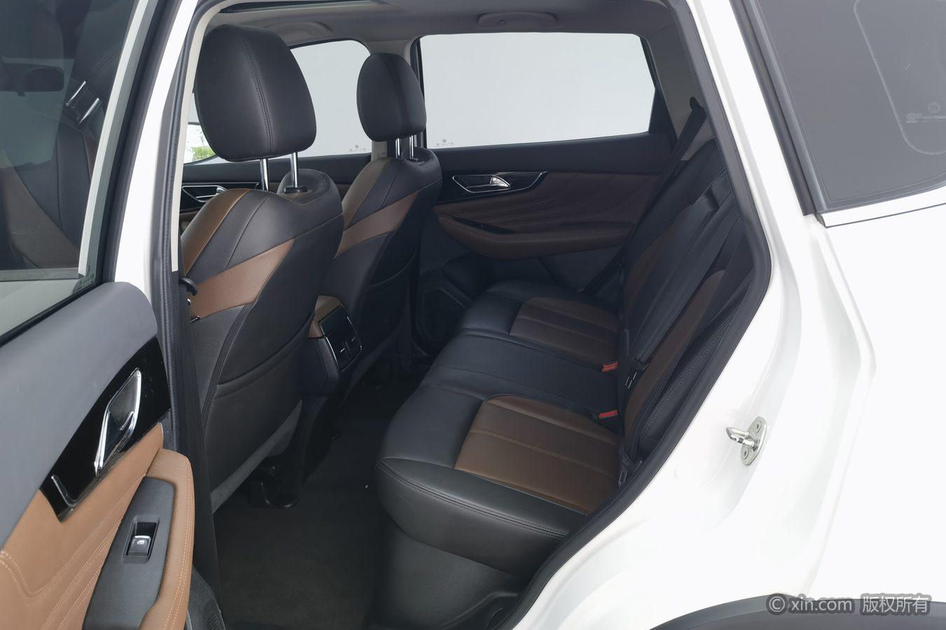 Dongfeng Aeolus AX7 2018 Classic 1.6T Auto Luxury