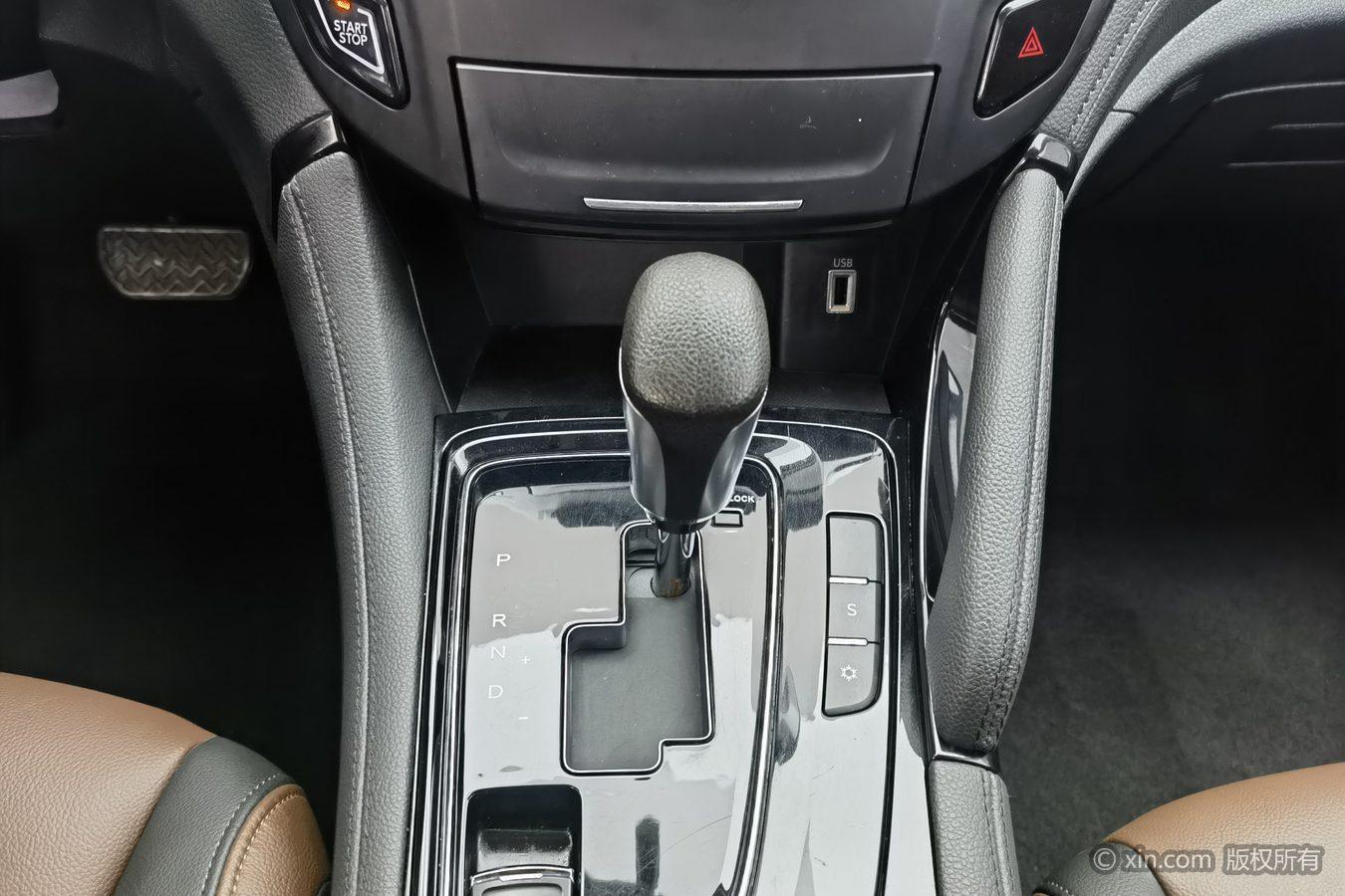 Dongfeng Aeolus AX7 2018 Classic 1.6T Auto Luxury