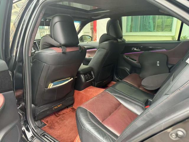 Toyota Crown 2018 2.0T Sport