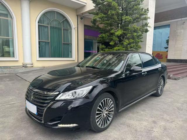 Toyota Crown 2018 2.0T Sport