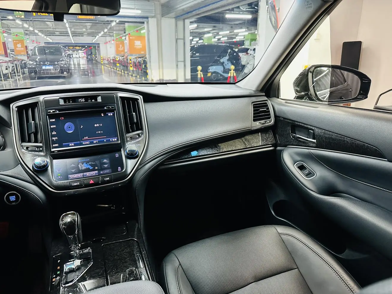 Toyota Crown 2018 2.0T Fashion