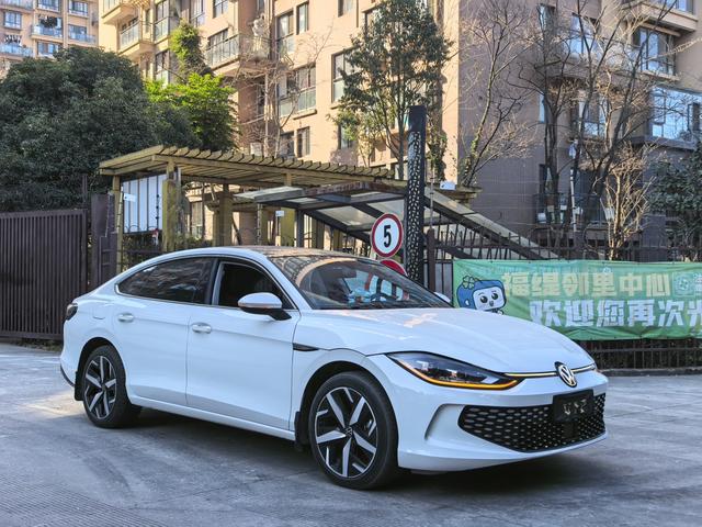 Volkswagen Lamando 2022 Lamando L 280TSI DSG Hot