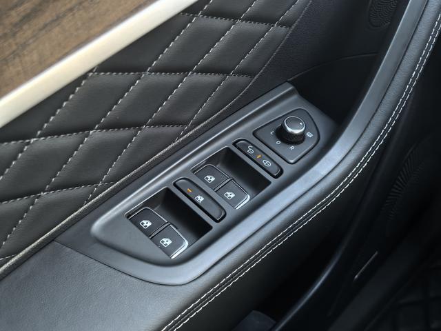 Hongqi HS7 2022 3.0T Auto 4WD Connected Flagship Enjoy