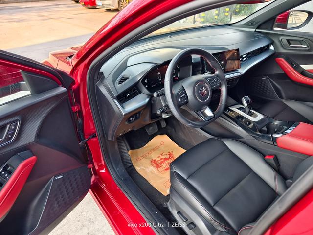MG MG5 2021 300TGI DCT Youth Luxury Flagship